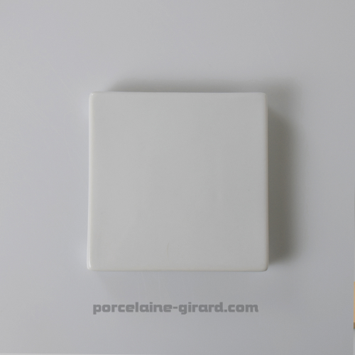 DESSOUS DE PLAT CARRE SUR PIED 15CM  /